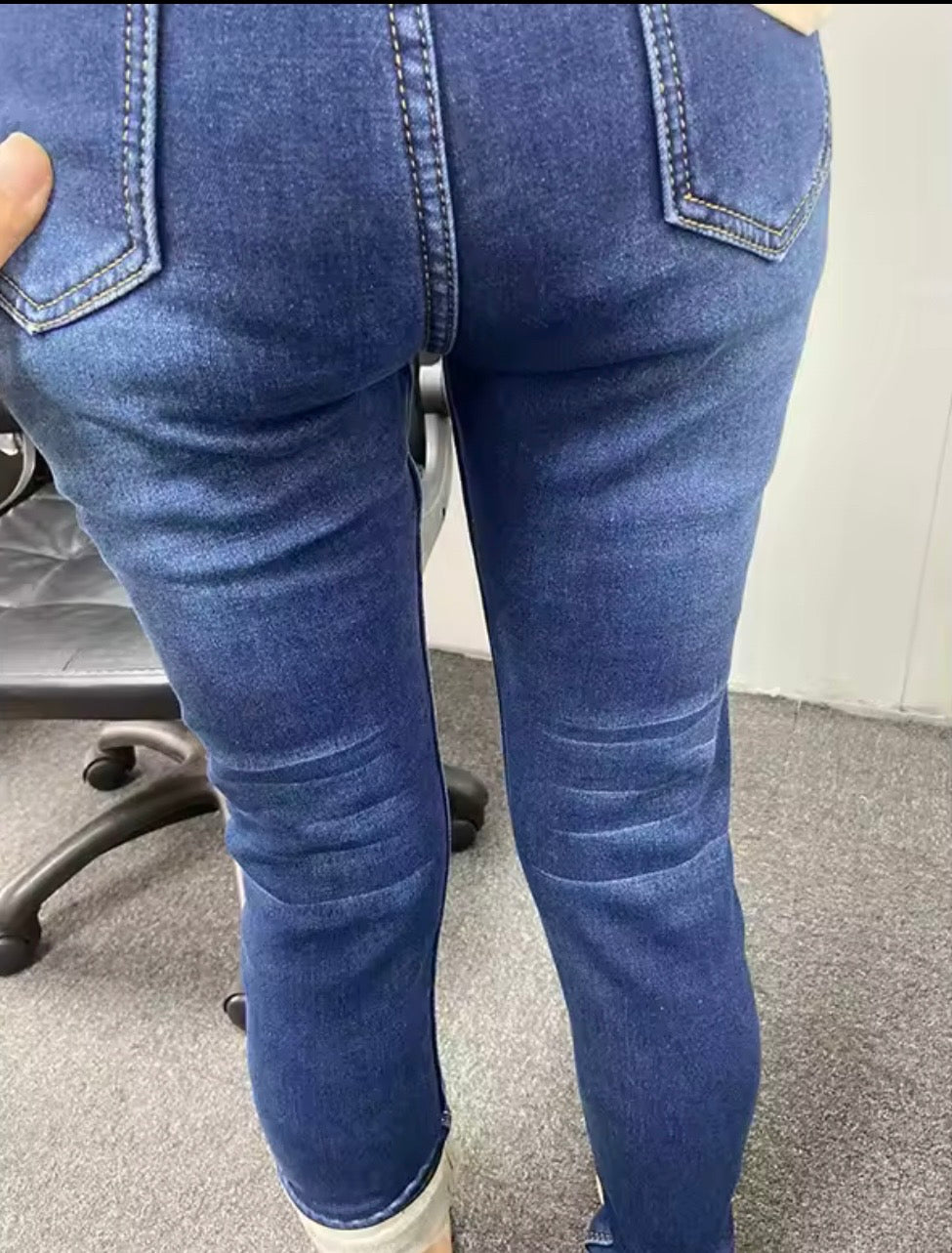 HorseWize Women’s Thermal Yard Jeans | Fleece-Lined Stretch Denim for Winter Comfort  HorseWize Women’s Thermal Yard Jeans | Fleece-Lined Stretch Denim for Winter Comfort